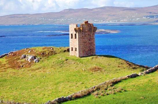 דירות Dungloe Lakeside Lodging מראה חיצוני תמונה